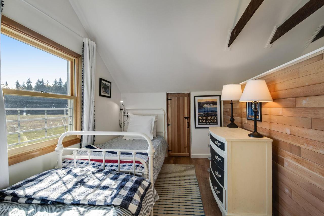 Historic Officer'S Farmhouse At Olf Coupeville Esterno foto